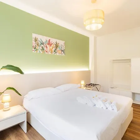 Private Balcony Fast Fribra Jungle Триест
